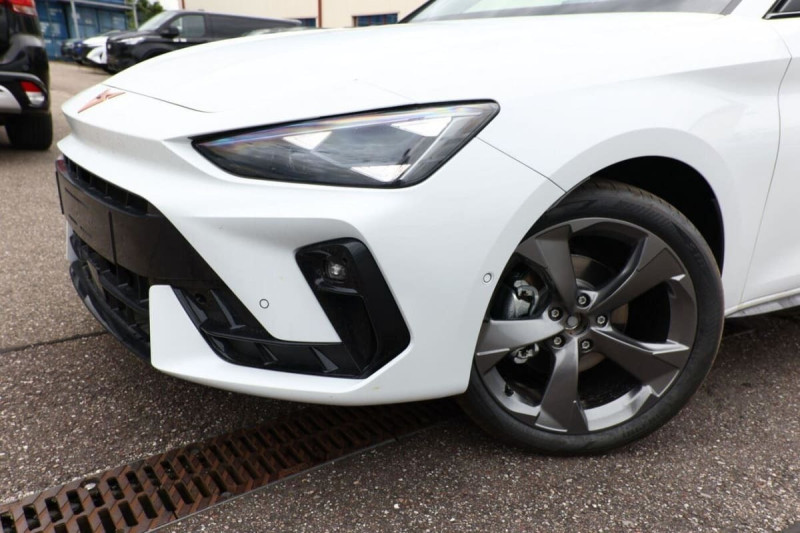CUPRA LEON 1.5 ETSI HYBRID 150 CH DSG7 V