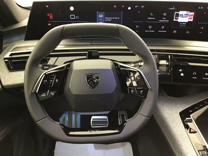 PEUGEOT 3008 PHASE 4 GT EXCLUSIVE 1.2 HYBRID 145