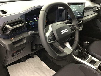 DACIA DUSTER JOURNEY 1.2 HYBRID 130