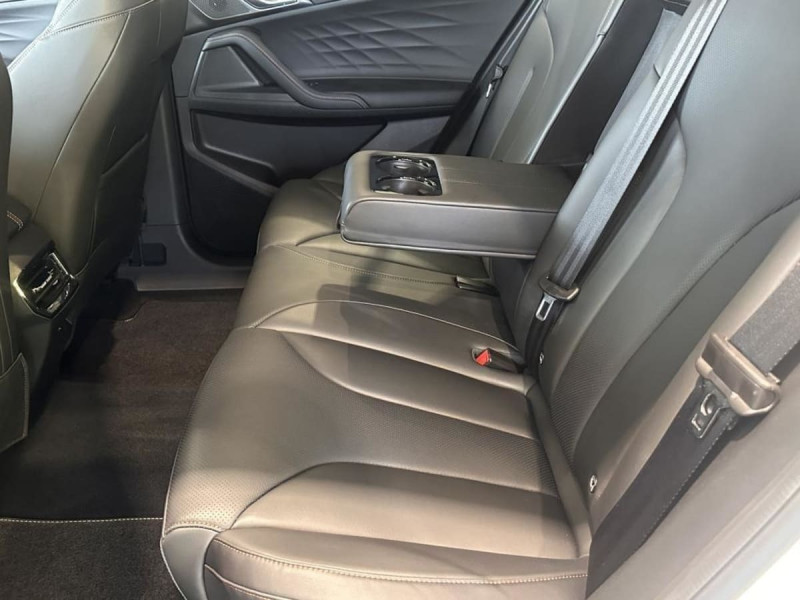 MG EHS 1.5T PHEV 272 CH LUXURY