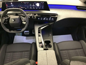 PEUGEOT 3008 PHASE 4 GT 1.2 HYBRID 145