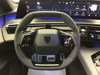 PEUGEOT 3008 PHASE 4 GT 1.2 HYBRID 145