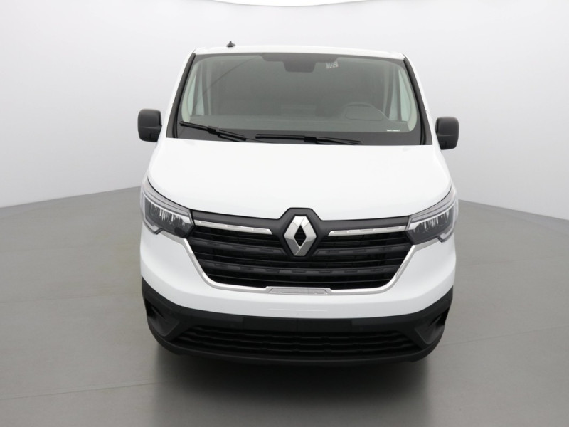 RENAULT TRAFIC 3 FOURGON L2H1 CONFORT 130 BLUE DCI