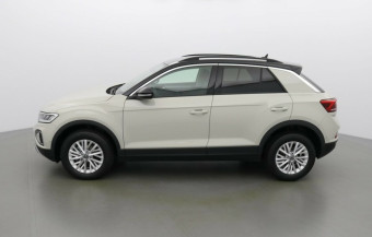 VOLKSWAGEN T-ROC LIFE 150 TSI