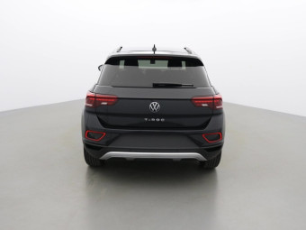 VOLKSWAGEN T-ROC LIFE 150 TSI