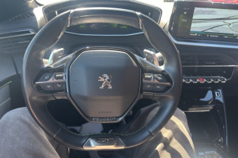 PEUGEOT 208 GT 130 EAT8