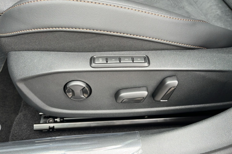 CUPRA FORMENTOR TDI 150 DSG7 T.O BACQUETS