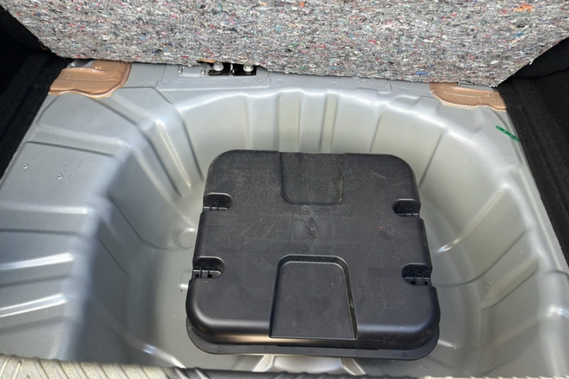 RENAULT CLIO 6 TCE 115 EDC TECHNO