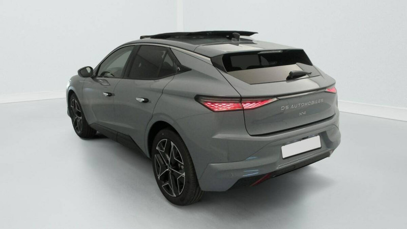 DS N 4 HYBRIDE 145 E-DCT6 ETOILE - ALCANTARA
