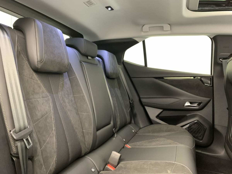 DS N 4 HYBRIDE 145 E-DCT6 ETOILE - ALCANTARA