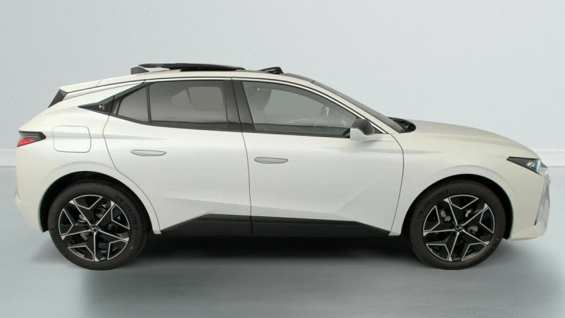 DS N 4 HYBRIDE 145 E-DCT6 ETOILE - ALCANTARA