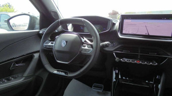 PEUGEOT 2008 HYBRID 145 E-DCS6 GT