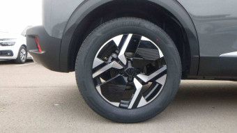 PEUGEOT 2008 HYBRID 145 E-DCS6 GT