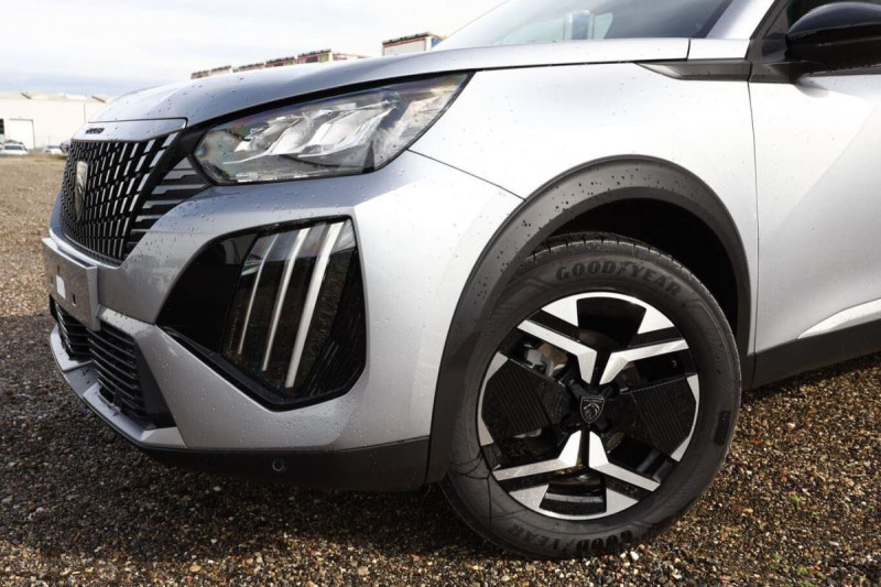 PEUGEOT 2008 HYBRID 145 E-DCS6 ALLURE