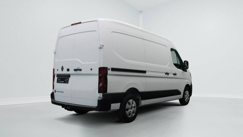 RENAULT MASTER FOURGON MASTER FG BLUE DCI 130 L2H2 3T5 TR ADVANCE