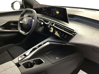 PEUGEOT 3008 PHASE 4 GT EXCLUSIVE 1.2 HYBRID 145