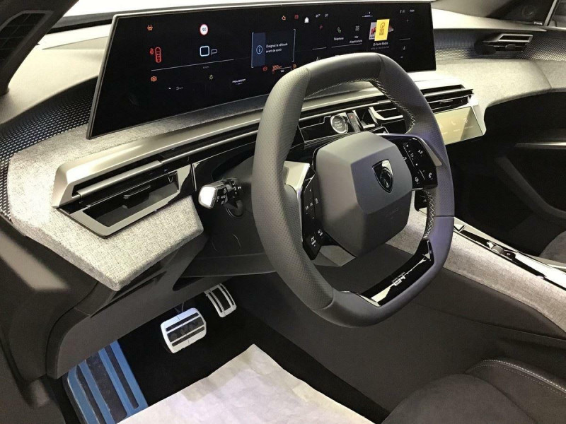 PEUGEOT 3008 PHASE 4 GT EXCLUSIVE 1.2 HYBRID 145