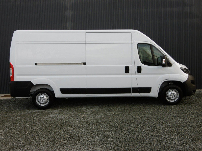 PEUGEOT BOXER FOURGON BASE 140 HDI