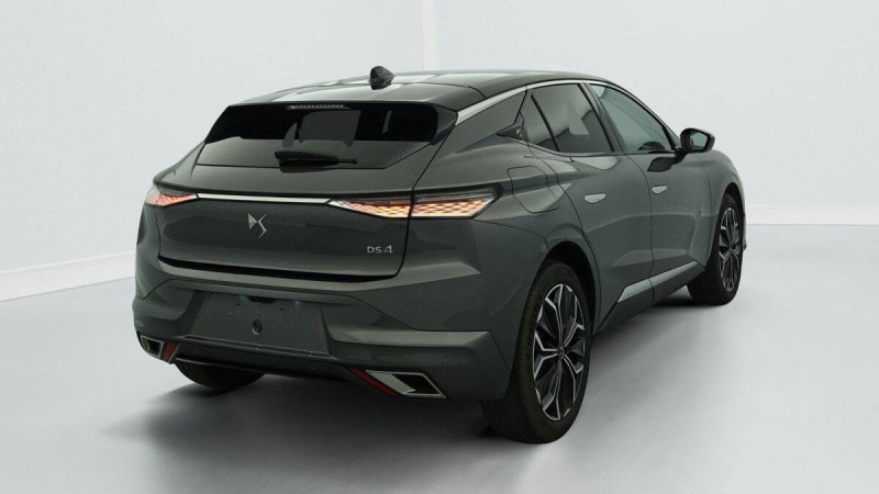DS DS4 PURETECH 130 EAT8 RIVOLI