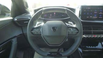 PEUGEOT 2008 HYBRID 145 E-DCS6 GT