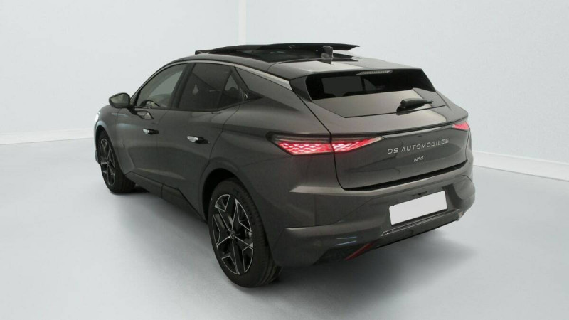 DS N 4 HYBRIDE 145 E-DCT6 ETOILE - ALCANTARA