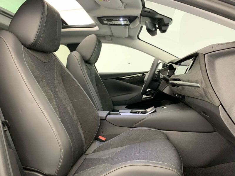 DS N 4 HYBRIDE 145 E-DCT6 ETOILE - ALCANTARA