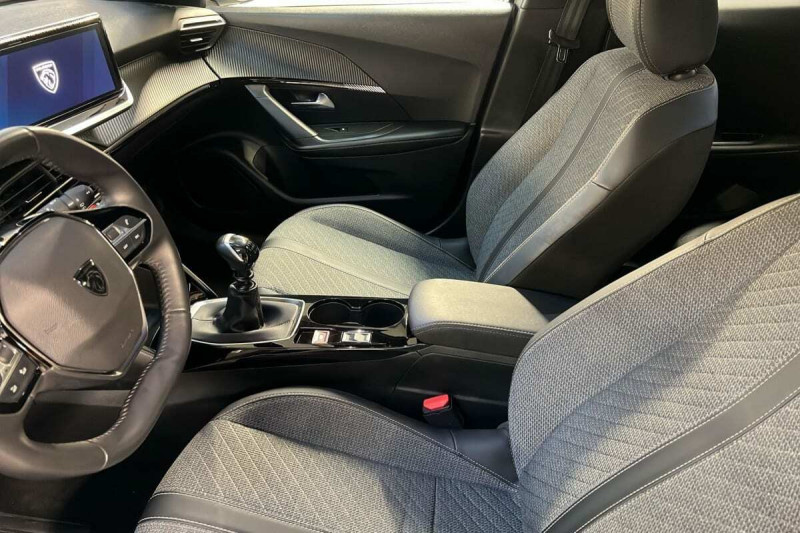 PEUGEOT 2008 100 ALLURE