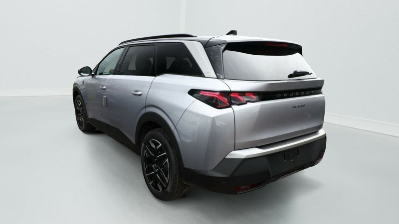 PEUGEOT 5008 HYBRID 145 E-DCS6 GT