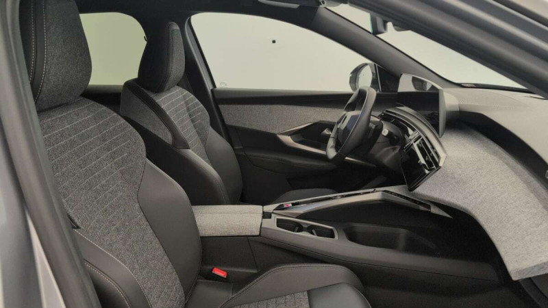 PEUGEOT 3008 HYBRID 145 E-DCS6 ALLURE