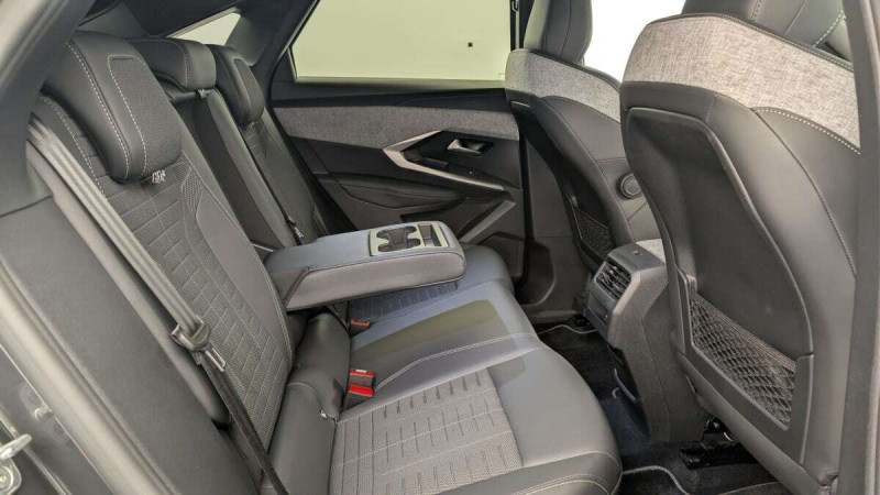 PEUGEOT 3008 HYBRID 145 E-DCS6 GT