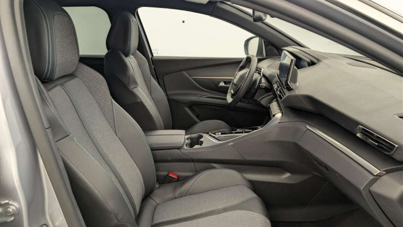 PEUGEOT 5008 HYBRID 136 E-DCS6 ALLURE PACK