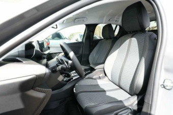PEUGEOT 208 HYBRID 110 ALLURE
