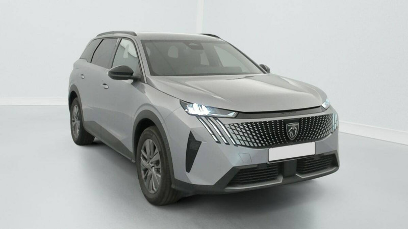 PEUGEOT 5008 HYBRID 136 E-DCS6 ALLURE