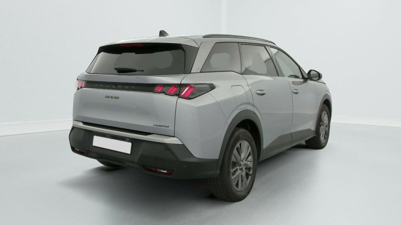 PEUGEOT 5008 HYBRID 136 E-DCS6 ALLURE