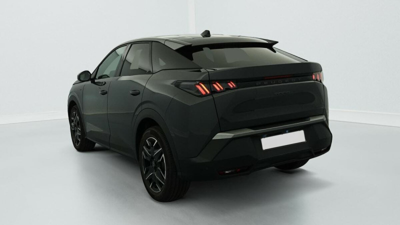 PEUGEOT 3008 HYBRID 145 E-DCS6 ALLURE