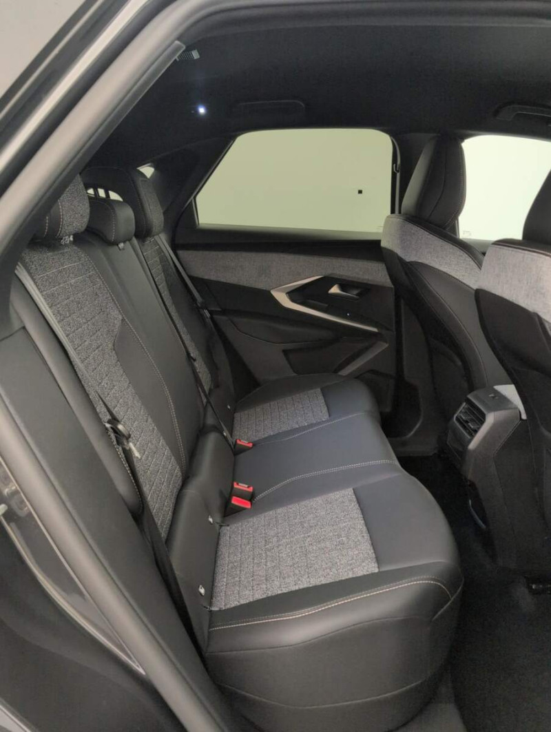 PEUGEOT 3008 HYBRID 145 E-DCS6 ALLURE