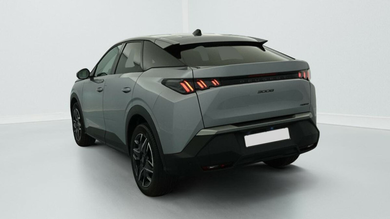 PEUGEOT 3008 HYBRID 145 E-DCS6 ALLURE