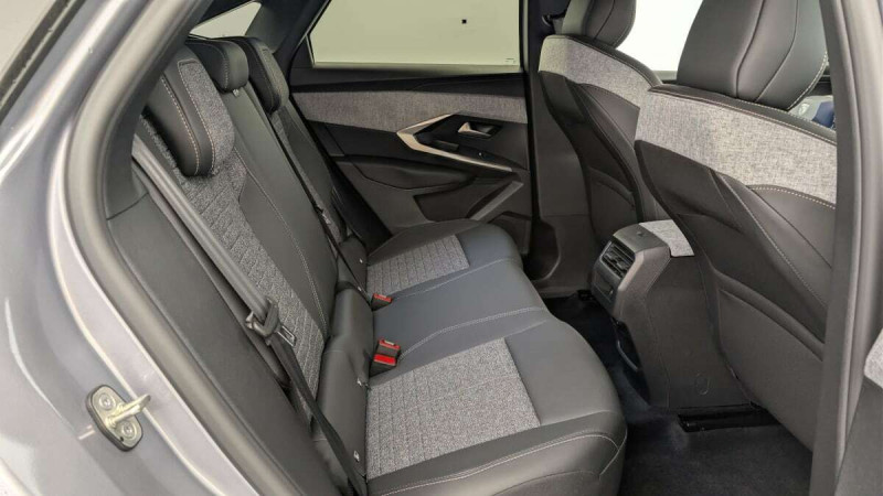 PEUGEOT 3008 HYBRID 145 E-DCS6 ALLURE