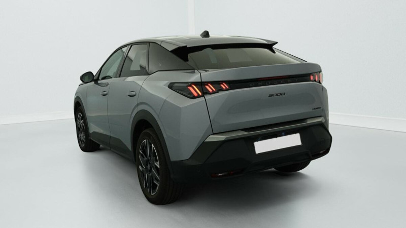 PEUGEOT 3008 HYBRID 145 E-DCS6 ALLURE