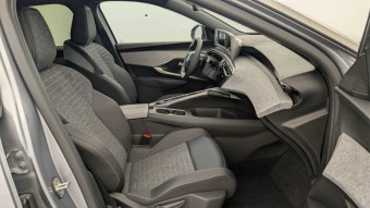 PEUGEOT 3008 HYBRID 145 E-DCS6 ALLURE