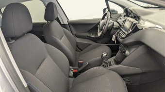 PEUGEOT 208 PURETECH 82CH BVM5 SIGNATURE