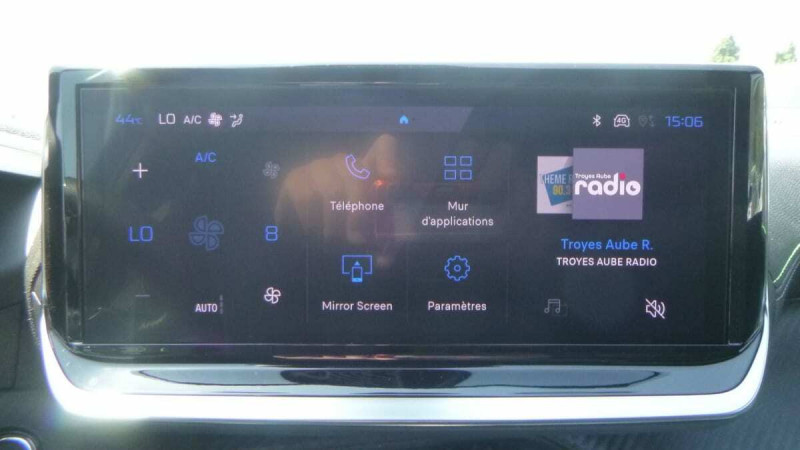 PEUGEOT 2008 HYBRID 145 E-DCS6 GT
