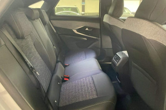 PEUGEOT 3008 HYBRID 145 E-DCS6 ALLURE