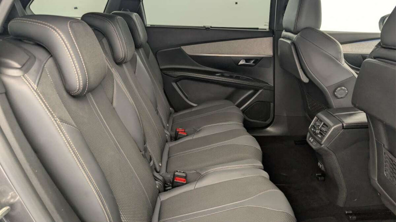 PEUGEOT 5008 BLUEHDI 130CH EAT8 GT