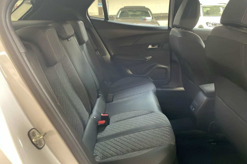 PEUGEOT 2008 100 ALLURE