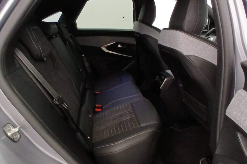 PEUGEOT 3008 HYBRID 145 E-DCS6 GT