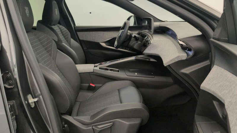 PEUGEOT 5008 HYBRID 145CH E-DCS6 GT
