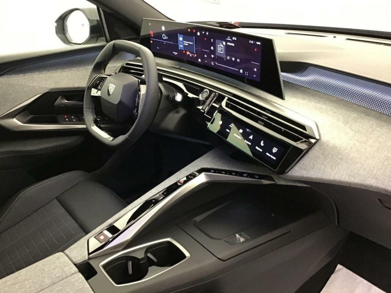 PEUGEOT 3008 PHASE 4 GT 1.2 HYBRID 145