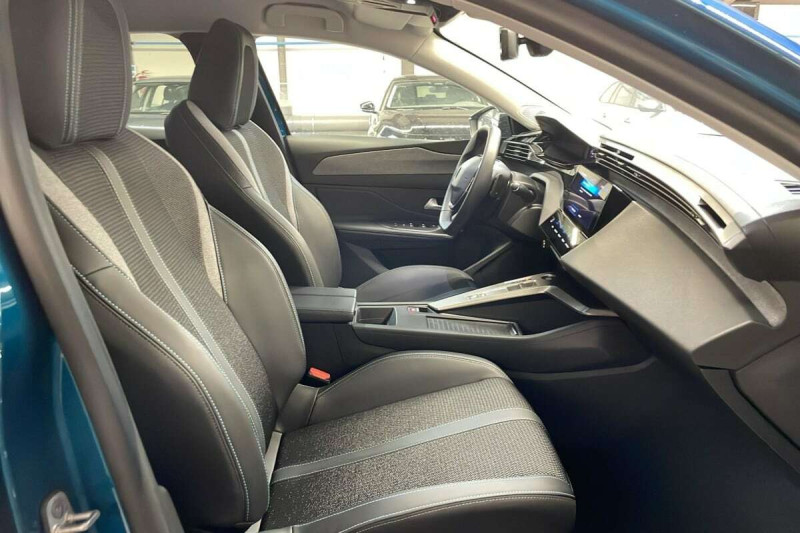 PEUGEOT 408 HYBRID 145 E-DCS6 ALLURE