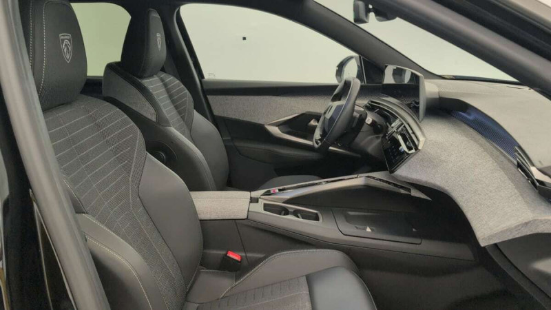 PEUGEOT 5008 HYBRID 145CH E-DCS6 GT